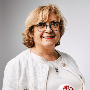 Christiane Fauvarque Christiane Fauvarque