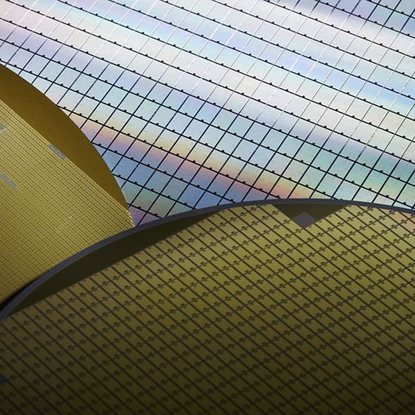 Header_BeyondSilicon smartsic-hero